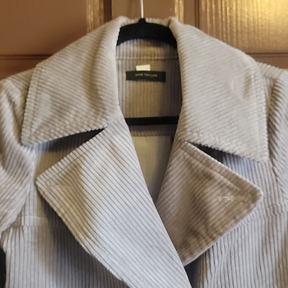 Ann Taylor-Corduroy taupe colored, collared long sleeved short jacket 8. - Picture 4 of 8